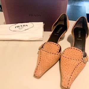 Like new Prada kitten heels